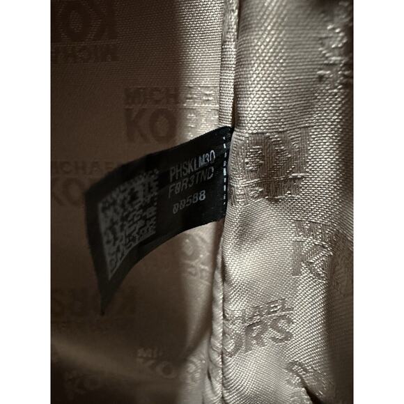 Michael Kors MK Walsh Camel Brown Saffiano Leather Tote Large Shoulder Bag Used - Picture 14 of 14